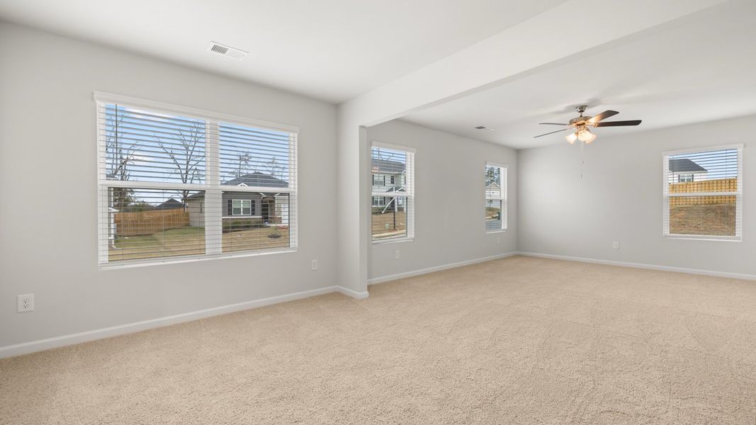 Representative unfurnished interior of a home built from the Halton by D.R. Horton in Estates at Deer Hollow, Grovetown (Image 20).