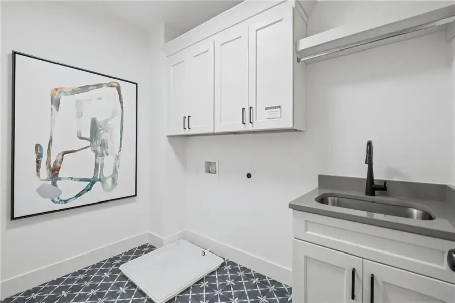 Furnished interior view inside a new home in , Sandy Springs (Image 15).
