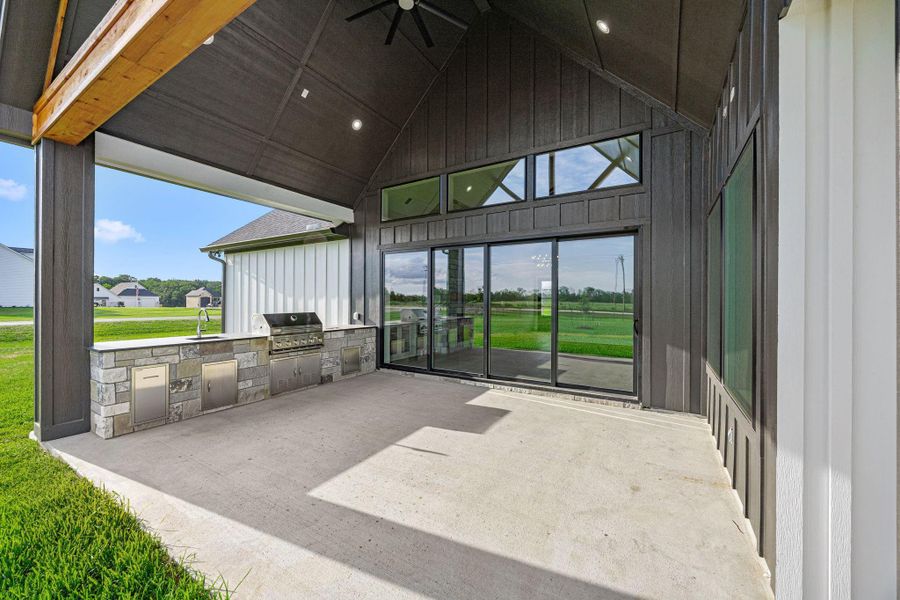 Exterior details and patio area of a home in , Bellville (Image 3).