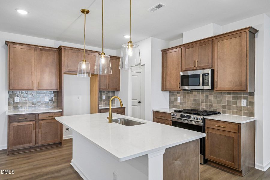 18-web-or-mls-N Harvest Rdg Wy-S2305-018