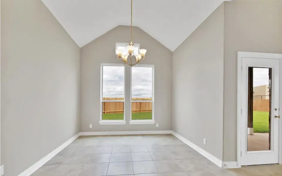 Representative unfurnished interior of a home built from the Ventura by CastleRock Communities in Lakesong, Grand Prairie (Image 13).