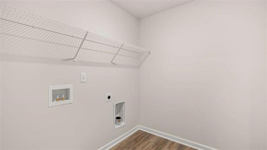 Spacious, unfurnished interior of a new home in Brooks Station, Dacula (Image 14).