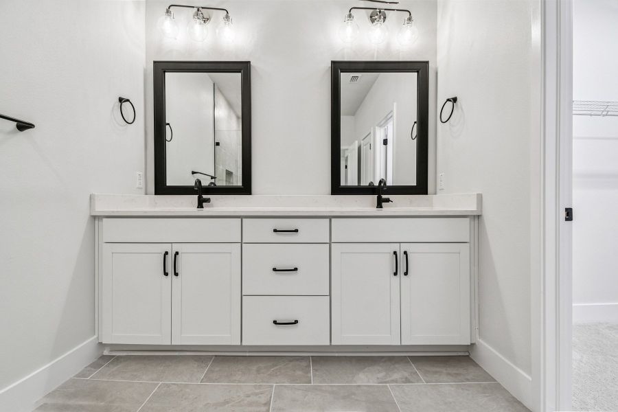 Owner's Bath Owner's Bath