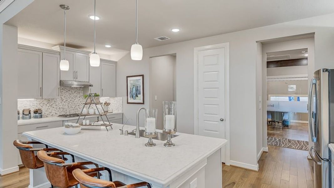 Image 4 of a home in Bridge Creek 60s.