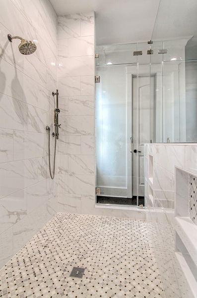 Close-up of interior finishes inside a home in , Ravenel (Image 7).