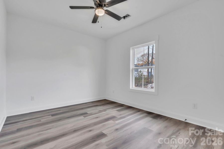 Spacious, unfurnished interior of a new home in , Greenville (Image 22).