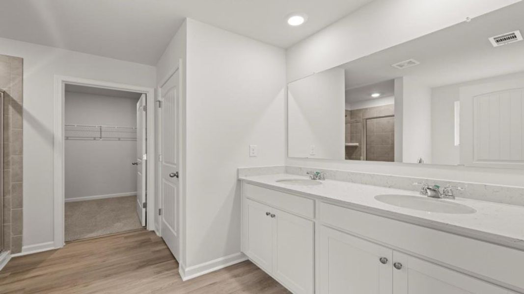 Furnished interior view inside a new home in , Dallas (Image 5).