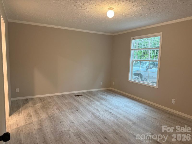 Spacious, unfurnished interior of a new home in , Morganton (Image 14).