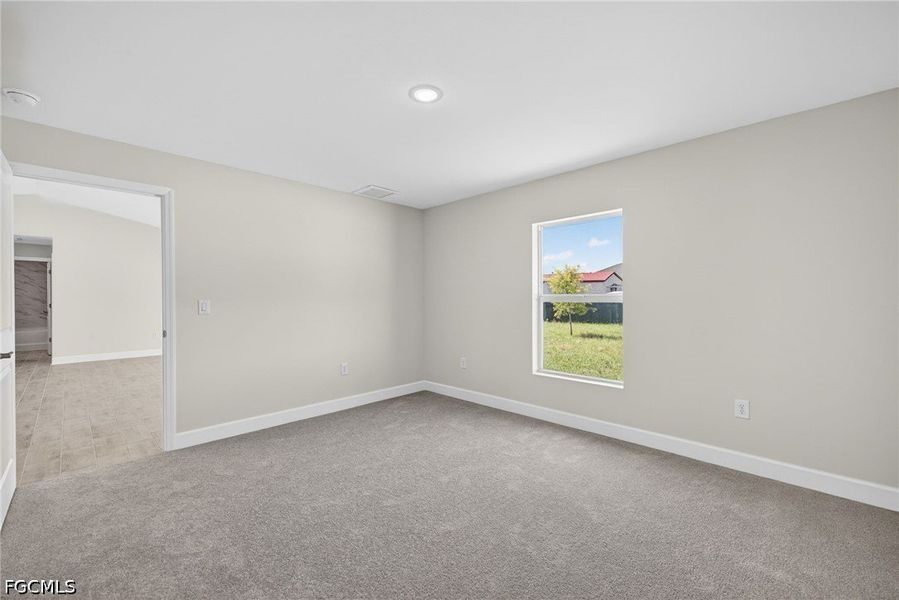 Spacious, unfurnished interior of a new home in Cape Coral, Cape Coral (Image 20). Spacious, unfurnished interior of a new home in Cape Coral, Cape Coral (Image 20).