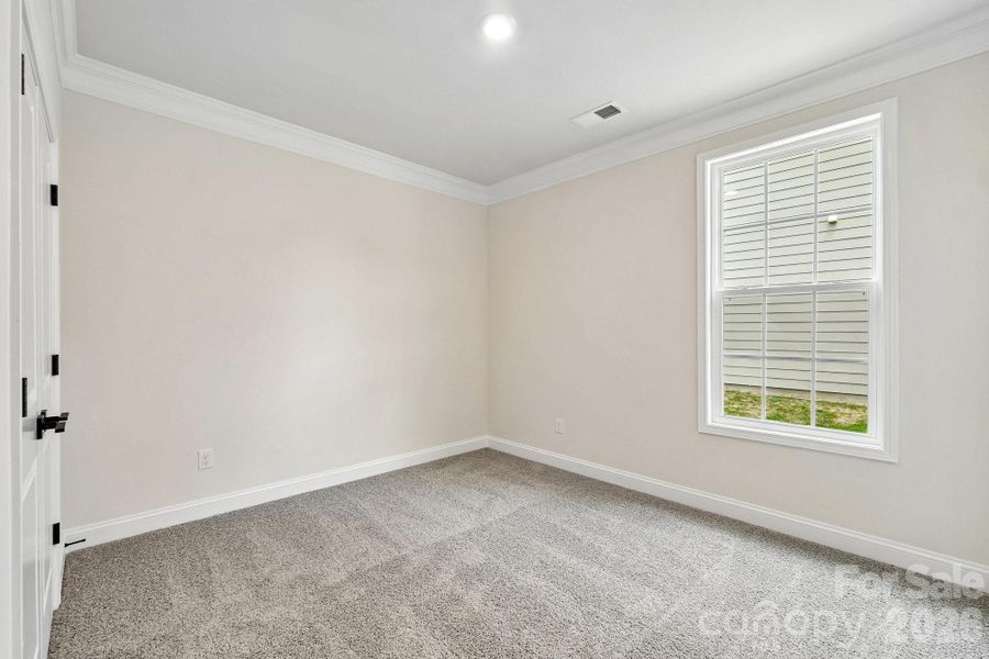 Spacious, unfurnished interior of a new home in Sylvan Creek, Denver (Image 38). Spacious, unfurnished interior of a new home in Sylvan Creek, Denver (Image 38).