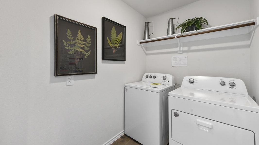 Representative furnished interior of a home built from the X40K Kingston by D.R. Horton in Valor Farms, Royse City (Image 10). Representative furnished interior of a home built from the X40K Kingston by D.R. Horton in Valor Farms, Royse City (Image 10).