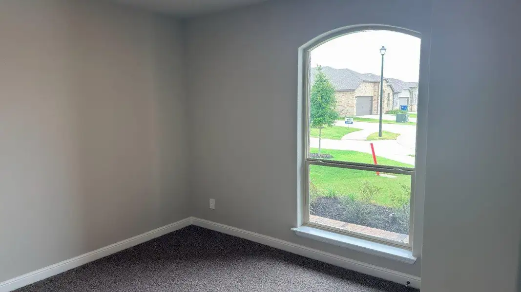 Spacious, unfurnished interior of a new home in Bluestem, Rhome (Image 22). Spacious, unfurnished interior of a new home in Bluestem, Rhome (Image 22).