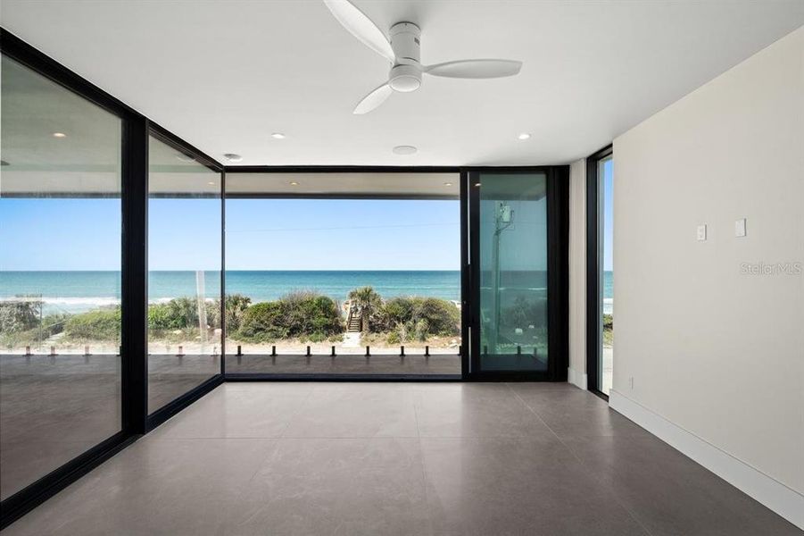 Spacious, unfurnished interior of a new home in , New Smyrna Beach (Image 52).