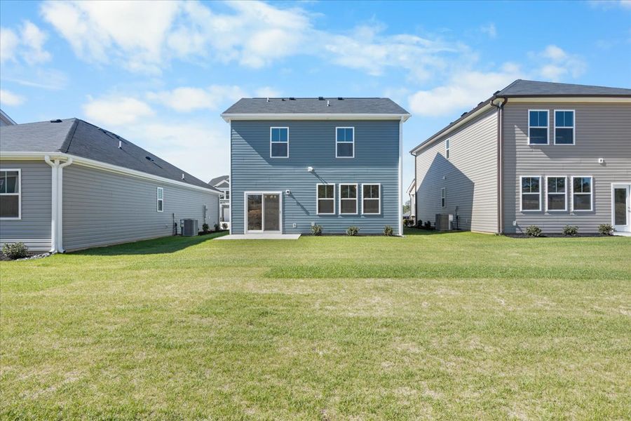 Exterior details and patio area of a home in Windsor, North Augusta (Image 4).