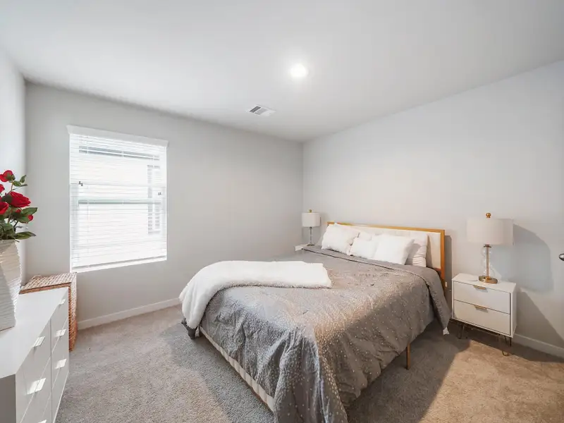 Furnished interior view inside a new home in Winfield Lakes, Fresno (Image 2).