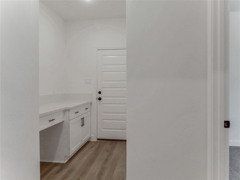 Spacious, unfurnished interior of a new home in , Angleton (Image 17). Spacious, unfurnished interior of a new home in , Angleton (Image 17).