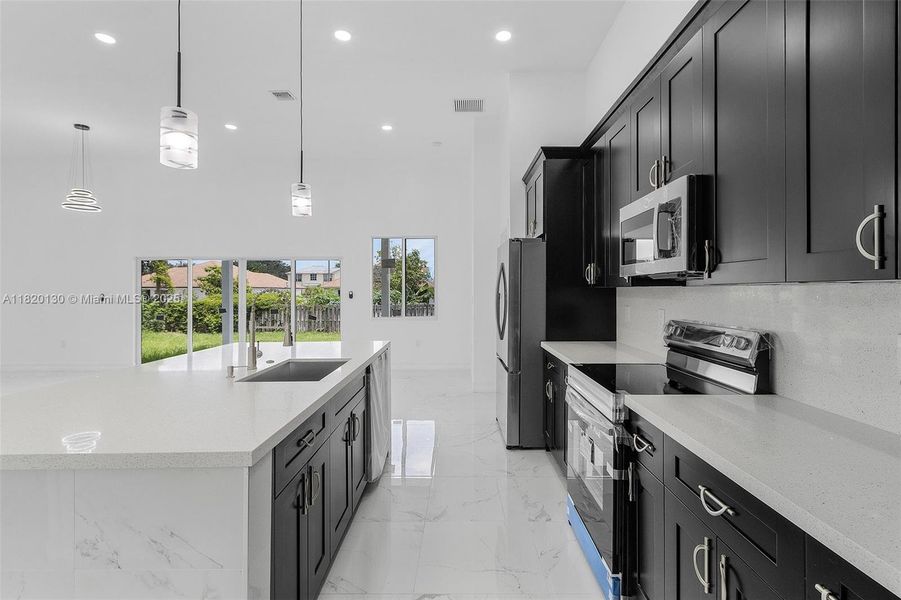 Furnished interior view inside a new home in , Lehigh Acres (Image 4).