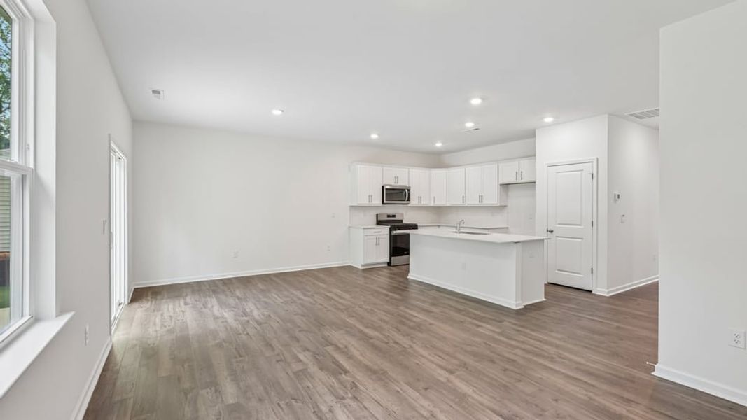 Spacious, unfurnished interior of a new home in The Villas at Laurel Oaks, Sanford (Image 11). Spacious, unfurnished interior of a new home in The Villas at Laurel Oaks, Sanford (Image 11).