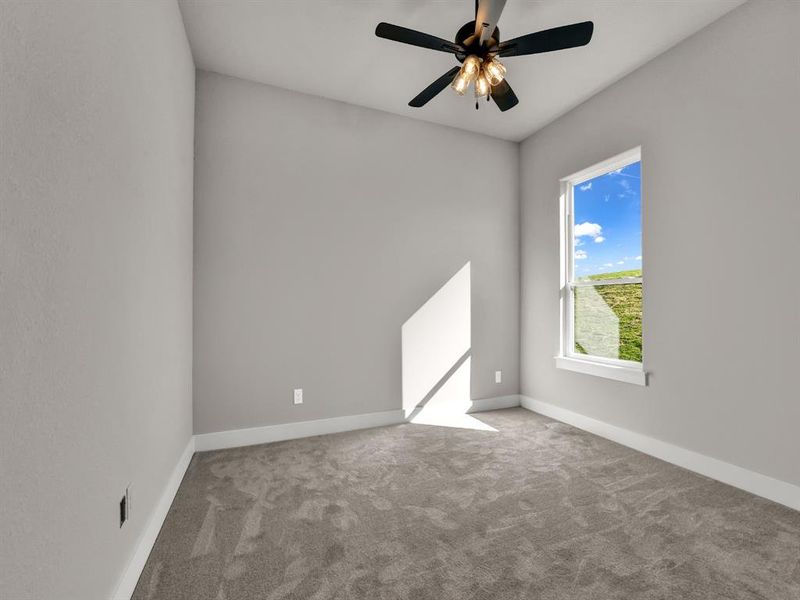 Spacious, unfurnished interior of a new home in , Weatherford (Image 20).