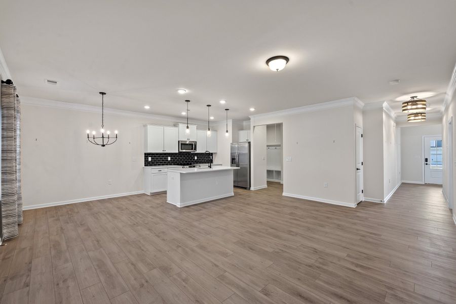 Spacious, unfurnished interior of a new home in Briarwood Bluff, Sanford (Image 12).