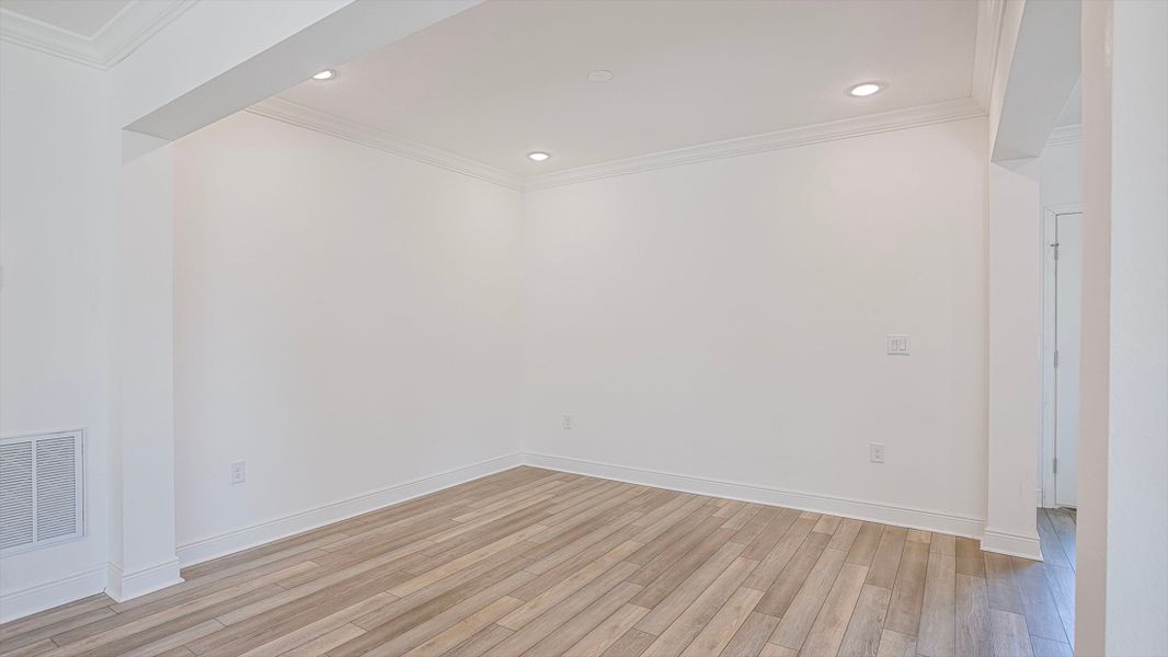 Representative unfurnished interior of a home built from the Ashton by Maronda Homes in Brookshire Green, Kingsland (Image 18).