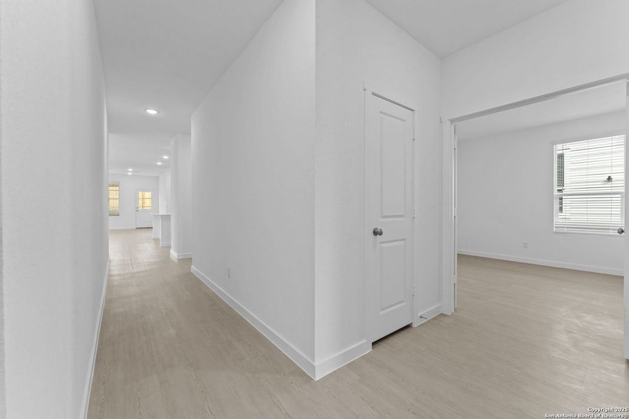Spacious, unfurnished interior of a new home in , New Braunfels (Image 16). Spacious, unfurnished interior of a new home in , New Braunfels (Image 16).