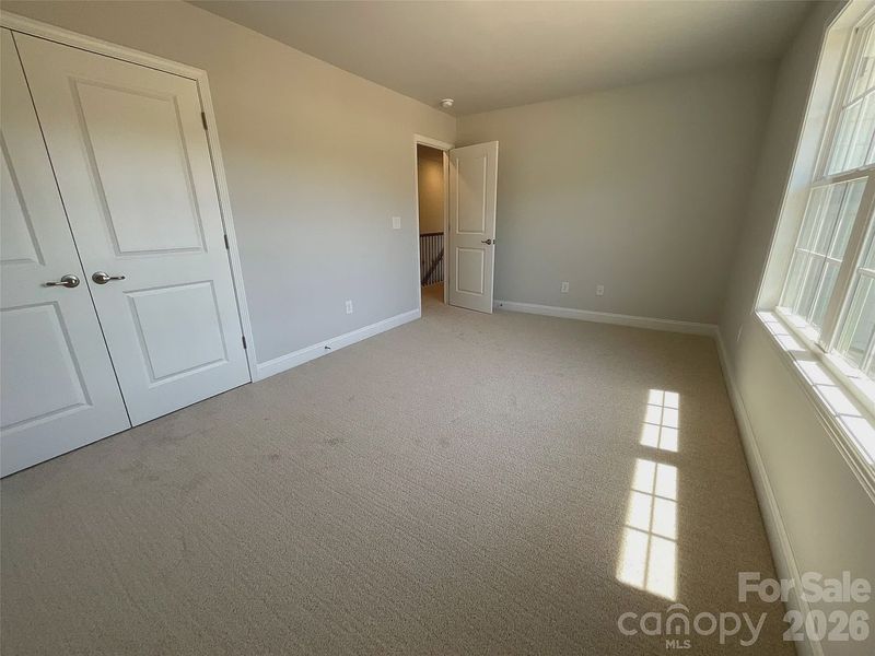 Spacious, unfurnished interior of a new home in Lauren Pines, York (Image 23).