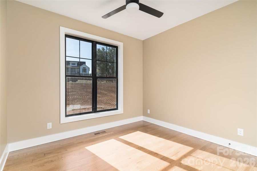 Spacious, unfurnished interior of a new home in , Maiden (Image 20).