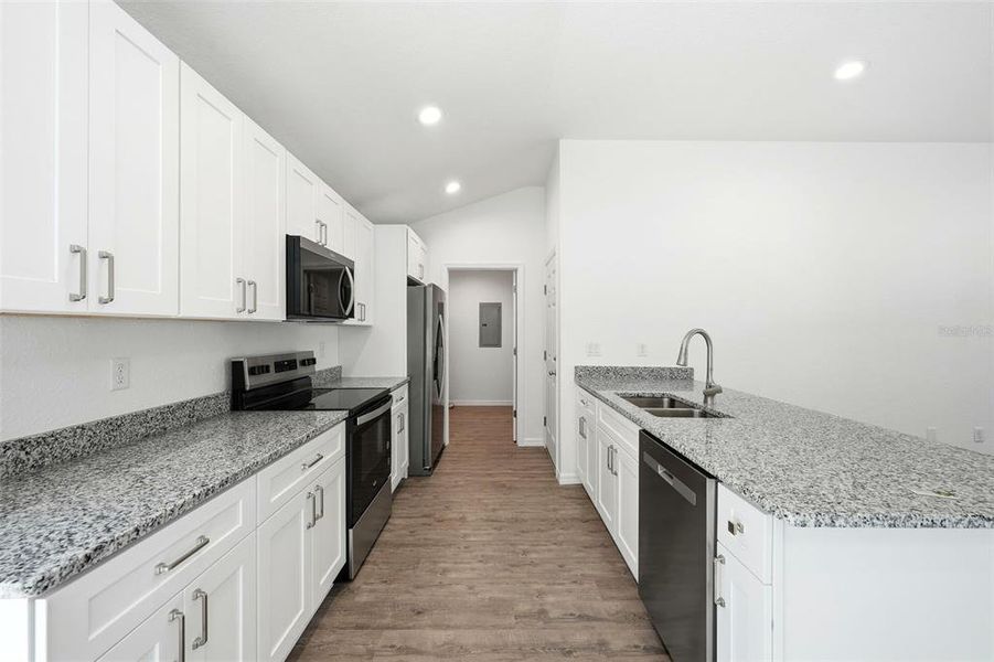 Furnished interior view inside a new home in , Ocklawaha (Image 6).