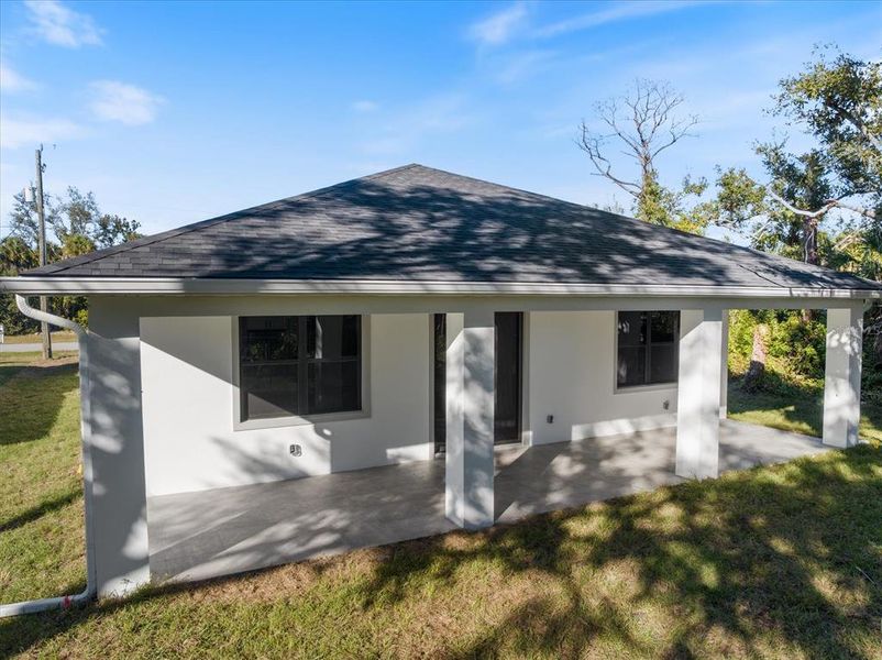 Exterior details and patio area of a home in , Rotonda West (Image 22).