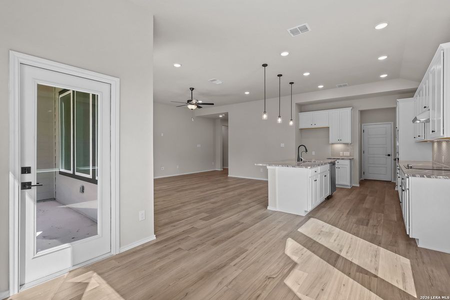 Spacious, unfurnished interior of a new home in Royal Crest, San Antonio (Image 45).