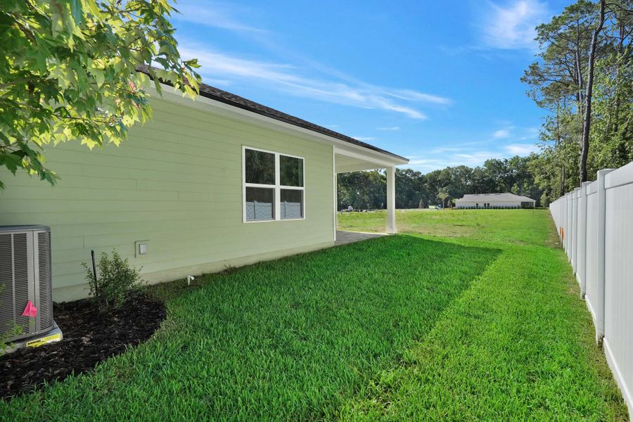 The Hilton II Back Yard The Hilton II Back Yard