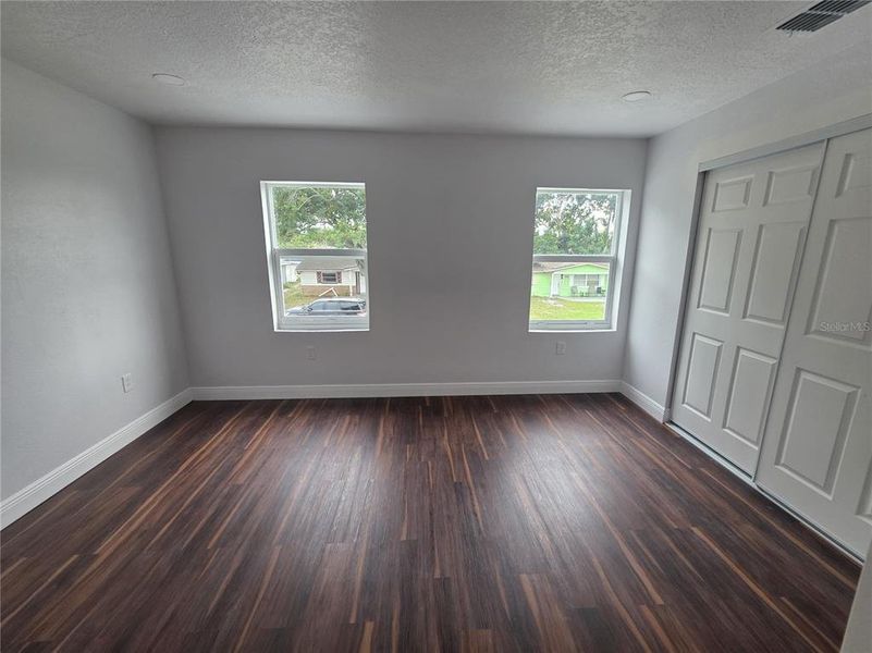 Spacious, unfurnished interior of a new home in , Holiday (Image 16).