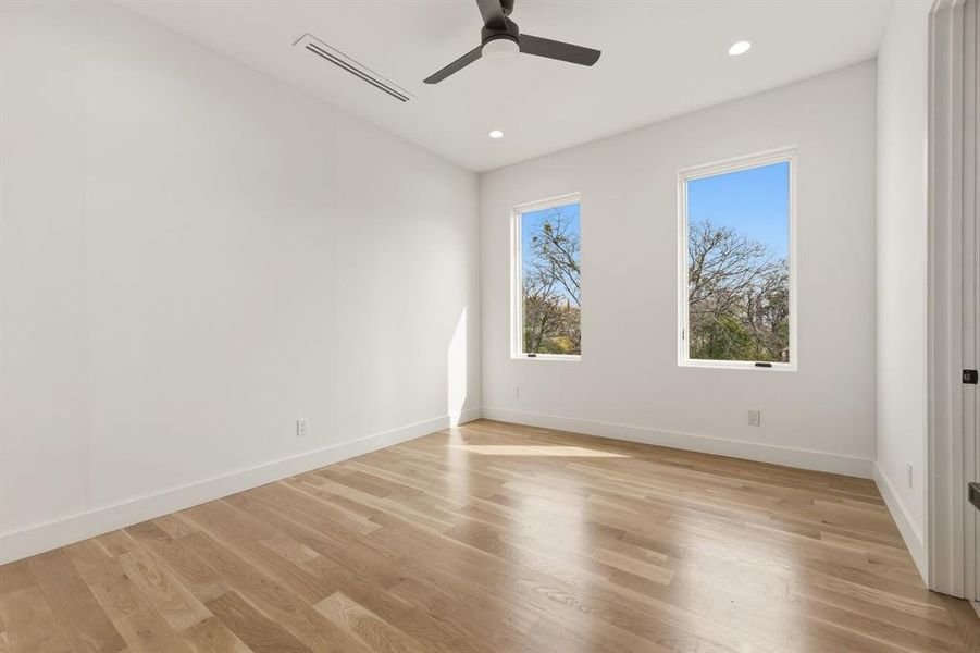 Spacious, unfurnished interior of a new home in , Dallas (Image 21).