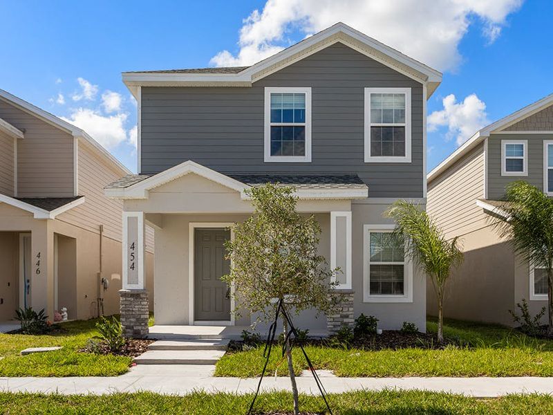 Move-in ready bungalow with 3 bedrooms and an enclosed den for sale in St Cloud, FL! Move-in ready bungalow with 3 bedrooms and an enclosed den for sale in St Cloud, FL!