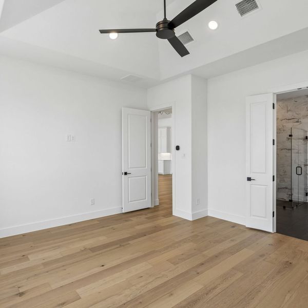 Spacious, unfurnished interior of a new home in The Parks at Wilson Creek, Celina (Image 61).