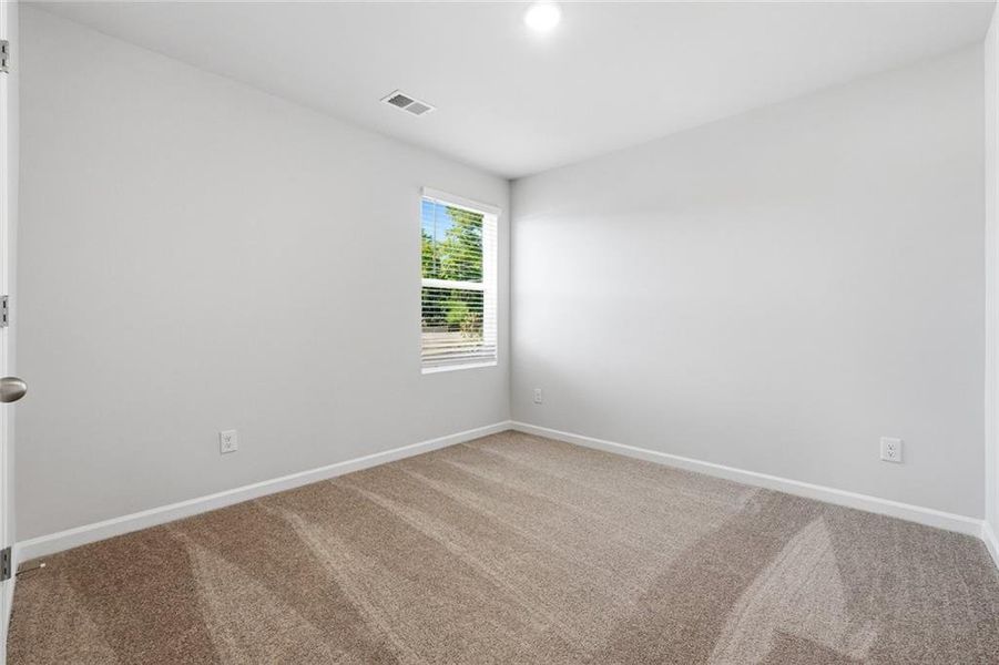 Spacious, unfurnished interior of a new home in Concord Oaks, Powder Springs (Image 19).