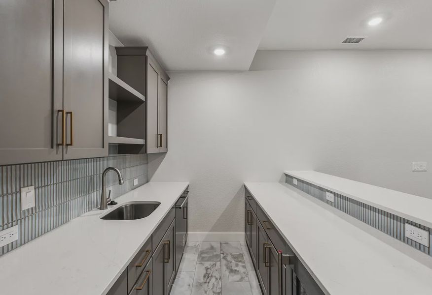 Homesite 265 Finished Basement Wet Bar - 22 of 24