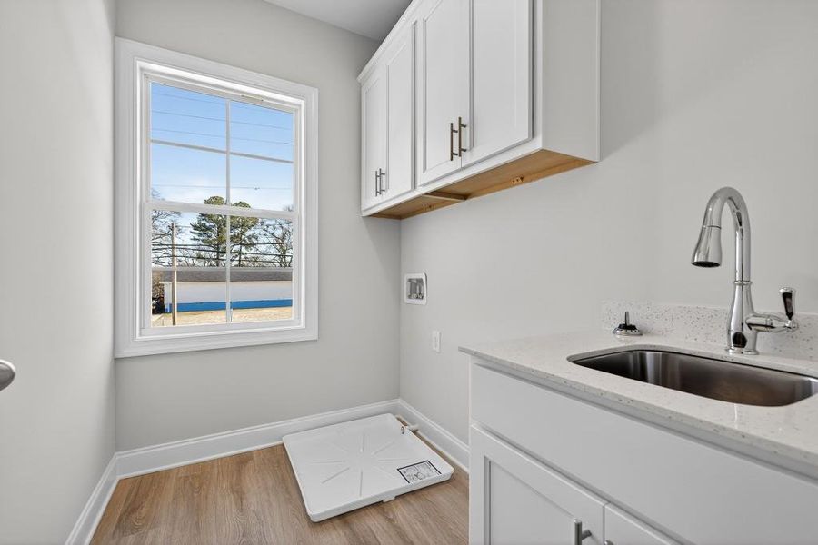 Image 45 of a home in Hemingway.