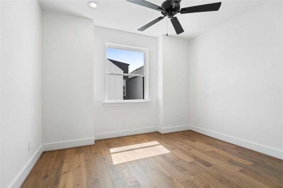 Spacious, unfurnished interior of a new home in , Houston (Image 21).