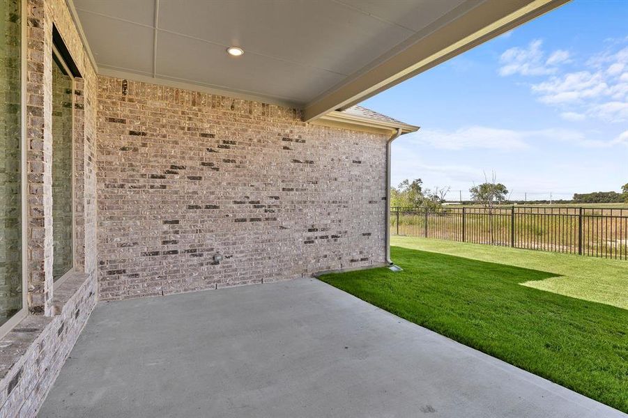 Exterior details and patio area of a home in Wildflower Ranch, Fort Worth (Image 4).