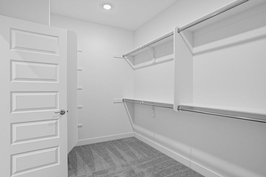 Spacious, unfurnished interior of a new home in Rancho Mercado, Surprise (Image 19).