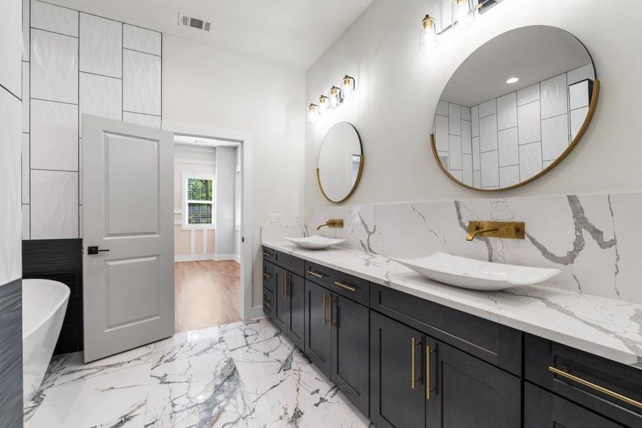 Furnished interior view inside a new home in , Atlanta (Image 19).