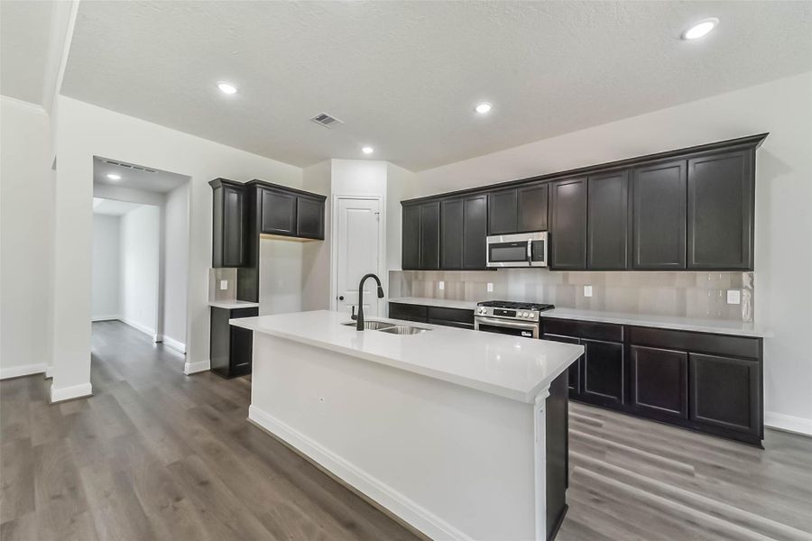 Furnished interior view inside a new home in , Baytown (Image 6).