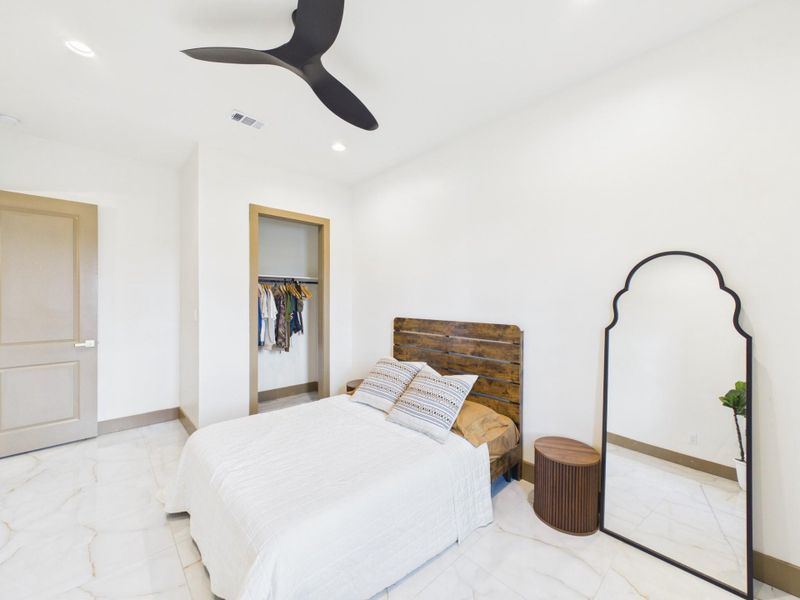 Secondary bedroom