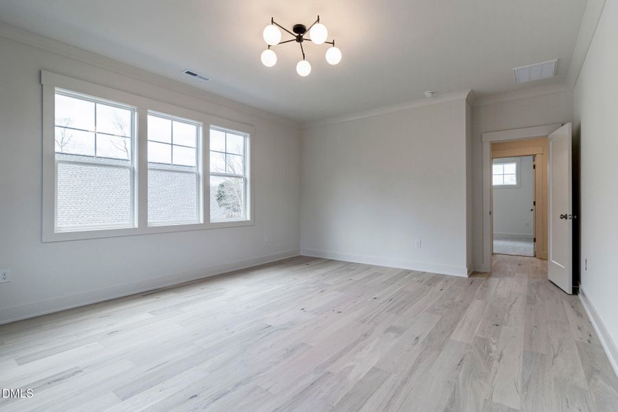 401_STABLE_VALLEY_INTERIOR_50