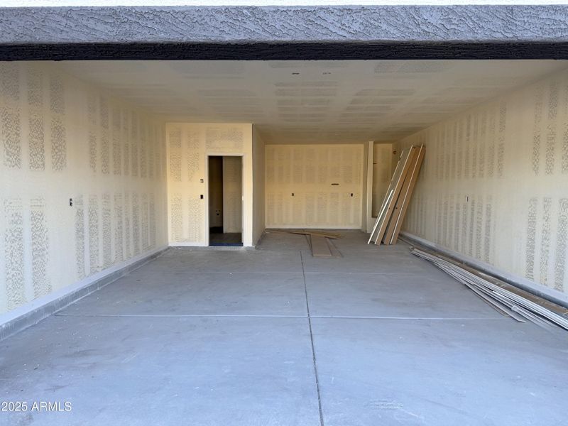 012 3 Car Tandem Garage