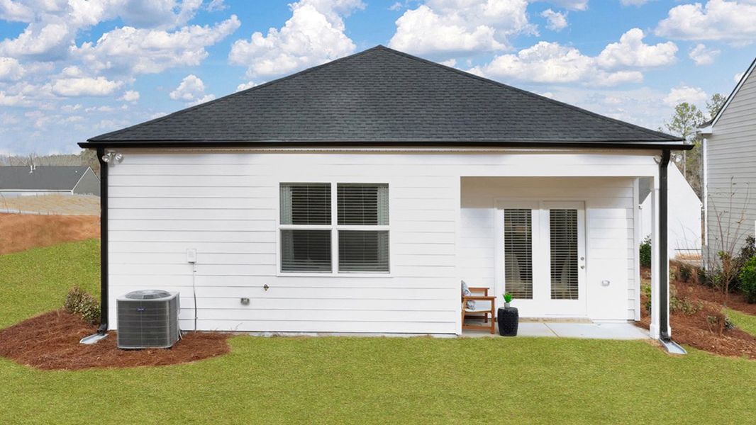 Representative exterior details of a home built from the Burke by D.R. Horton in Estates at Deer Hollow, Grovetown (Image 4).