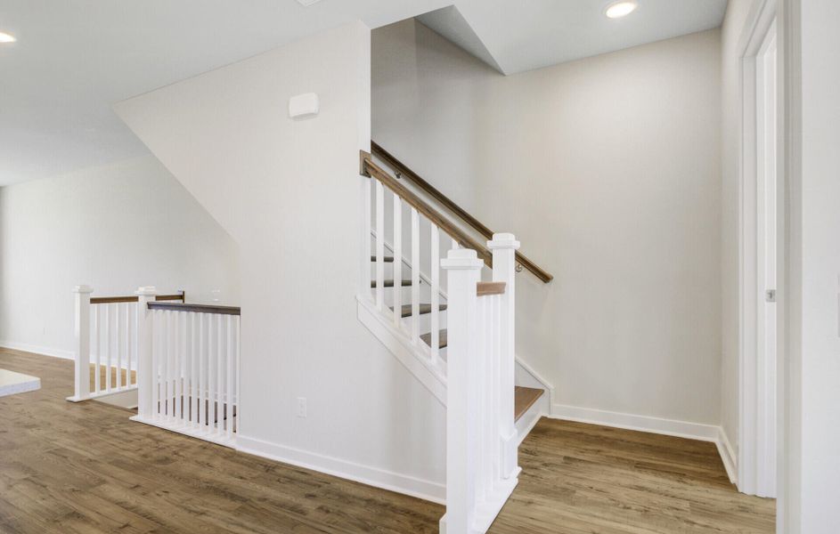 Spacious, unfurnished interior of a new home in , Johns Island (Image 35).