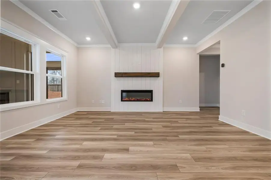 Spacious, unfurnished interior of a new home in Summerlin, Winder (Image 20).